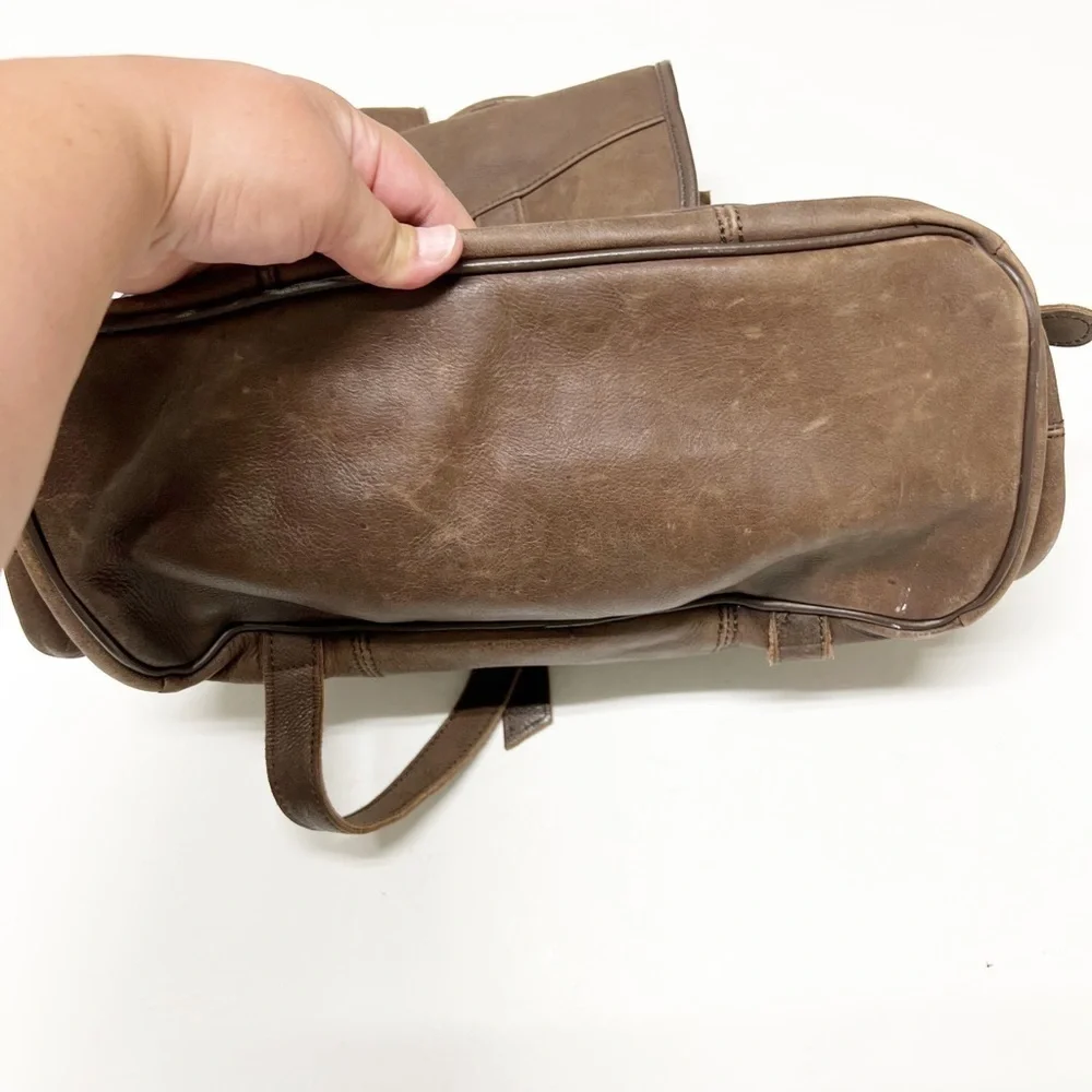 Vintage 90s Y2K Leather Multi Pocketed Buckle Closure School Style Backpack